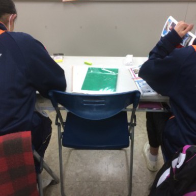 Why don’t we study after the big test?（安）の写真